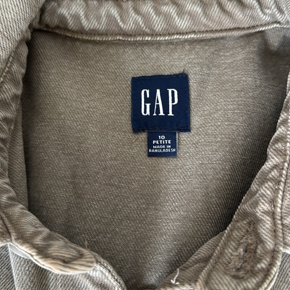 Olive Green Utility Jumpsuit GAP - Picture 2 of 5